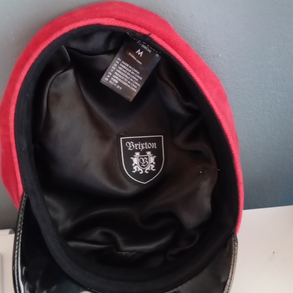 Brixton Red‎ Corduroy Baker Boy Cap Hat M